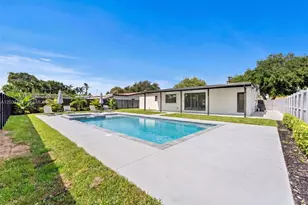 407 S Highland Dr, Hollywood, FL 33021 - Photo 36