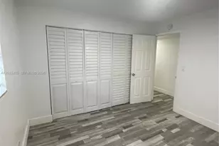1532 SW 5th Pl, Fort Lauderdale, FL 33312 - Photo 4