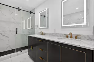 877 NE 195th St, Miami, FL 33179 - Photo 14