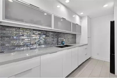 877 NE 195th St #422, Miami, FL 33179 - Photo 6