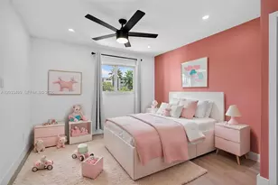 877 NE 195th St, Miami, FL 33179 - Photo 12
