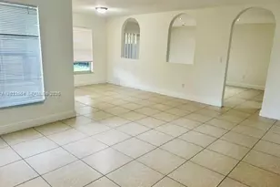 1095 SW 135th Pl, Miami, FL 33184 - Photo 4
