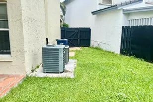 1095 SW 135th Pl, Miami, FL 33184 - Photo 28