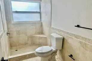 1095 SW 135th Pl, Miami, FL 33184 - Photo 16