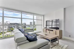600 Parkview Dr, Hallandale Beach, FL 33009 - Photo 10