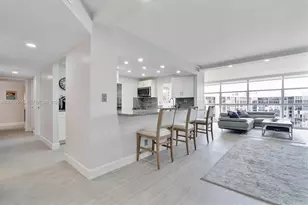 600 Parkview Dr, Hallandale Beach, FL 33009 - Photo 6