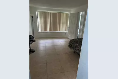 201 Lake Pointe Dr #203, Oakland Park, FL 33309 - Photo 14
