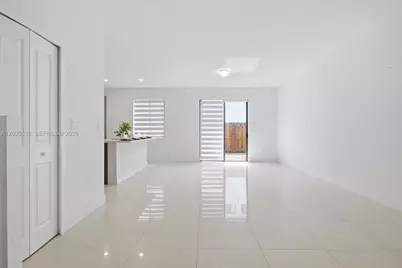 13642 SW 157th Pl, Miami, FL 33196 - Photo 10