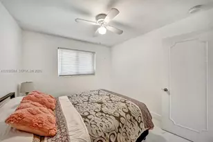 814 NE 4th St, Hallandale Beach, FL 33009 - Photo 50