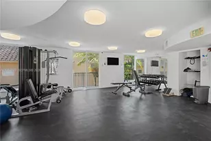 8888 Collins Ave, Surfside, FL 33154 - Photo 30