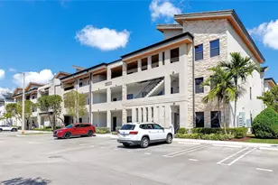 7925 NW 104th Ave, Doral, FL 33178 - Photo 2