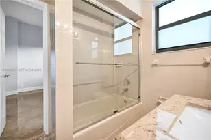 1067 SW 92nd Ave, Plantation, FL 33324 - Photo 40