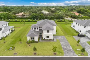 2210 SW 122nd Ter, Davie, FL 33325 - Photo 78