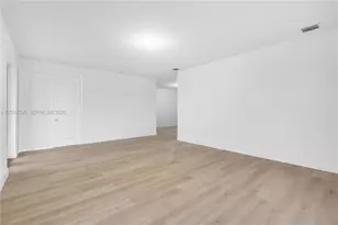 2210 SW 122nd Ter, Davie, FL 33325 - Photo 38