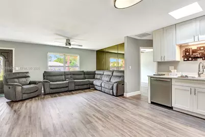 781 Little Pine Dr, Daytona, FL 32119 - Photo 2