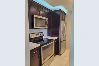 8160 Geneva Ct #303, Doral, FL 33166 - Photo 1
