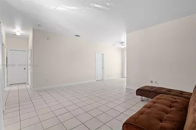 2741 NE 4th St #202, Homestead, FL 33033 - Photo 12