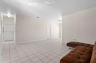 2741 NE 4th St, Homestead, FL 33033 - Photo 12