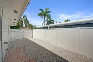 200 SE 3rd St, Pompano Beach, FL 33060 - Photo 50