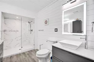 200 SE 3rd St, Pompano Beach, FL 33060 - Photo 28