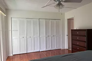 569 Fanshaw N, Boca Raton, FL 33434 - Photo 6