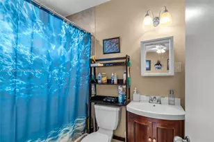247 NW 51st Ave, Miami, FL 33126 - Photo 20
