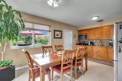 247 NW 51st Ave, Miami, FL 33126 - Photo 14