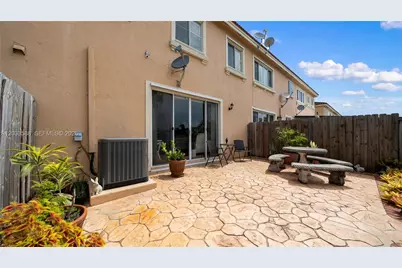 16590 SW 70th St, Miami, FL 33193 - Photo 20