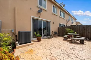 16590 SW 70th St, Miami, FL 33193 - Photo 20
