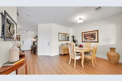 16590 SW 70th St, Miami, FL 33193 - Photo 8