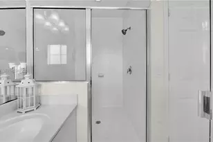16590 SW 70th St, Miami, FL 33193 - Photo 32