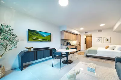 121 NE 5th St #1400, Miami, FL 33132 - Photo 32