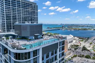 121 NE 5th St, Miami, FL 33132 - Photo 6