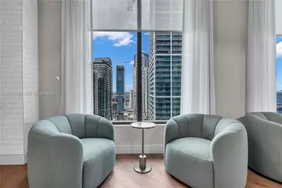 121 NE 5th St #1400, Miami, FL 33132 - Photo 58