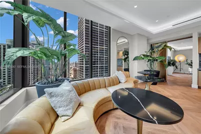 121 NE 5th St #1400, Miami, FL 33132 - Photo 42
