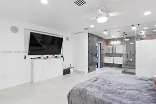3325 NE 167th St, North Miami Beach, FL 33160 - Photo 18