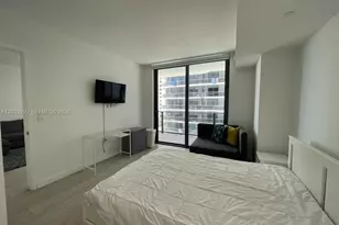45 SW 9th St, Miami, FL 33130 - Photo 10