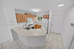 8750 N Sherman Cir, Miramar, FL 33025 - Photo 52