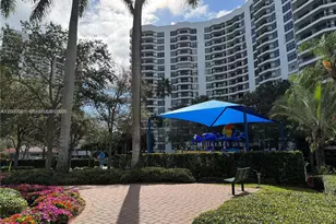 3530 Mystic Pointe Dr, Aventura, FL 33180 - Photo 20
