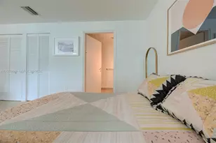 300 S Biscayne Blvd, Miami, FL 33131 - Photo 18