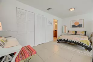 300 S Biscayne Blvd, Miami, FL 33131 - Photo 16