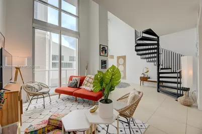 300 S Biscayne Blvd #L-428, Miami, FL 33131 - Photo 6