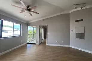 2445 SW 18th Terrace, Fort Lauderdale, FL 33315 - Photo 4