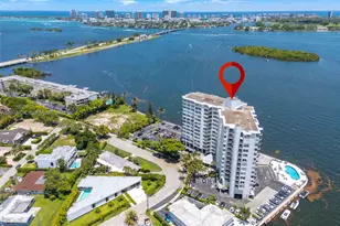 11930 N Bayshore Dr, North Miami, FL 33181 - Photo 44