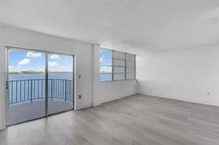 11930 N Bayshore Dr, North Miami, FL 33181 - Photo 8