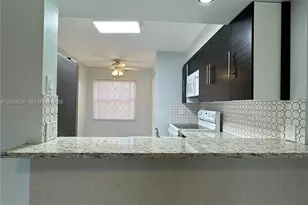 7561 NW 1st St, Margate, FL 33063 - Photo 8