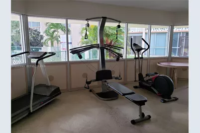 300 NE 12th Ave #205, Hallandale Beach, FL 33009 - Photo 18