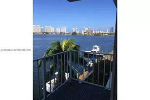 16546 NE 26th Ave, North Miami Beach, FL 33160 - Photo 4