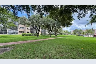 1200 SW 137th Ave #211E, Pembroke Pines, FL 33027 - Photo 24