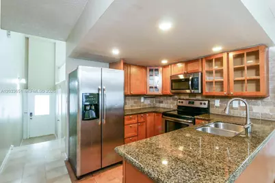 [Address not provided], Miami, FL 33193 - Photo 6